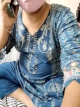 Hot Boude online show from 28, 10, 2025