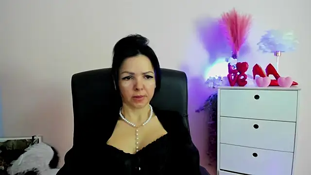 Mollybloom40 online show from 23, 3, 2026