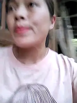 Snapshot of Hani-i chatting on 4, 5, 2026 Hani-i online show from 4, 5, 2026