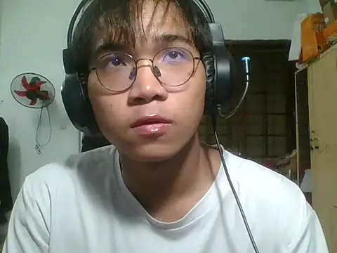 kave2033 online show from 14, 11, 2025