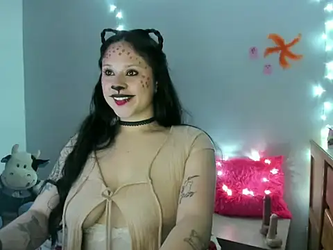  Emily vixen online show from 21, 10, 2025