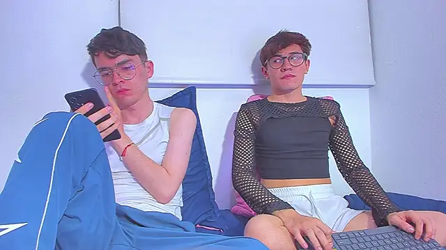 dani angel dark online show from 29, 11, 2025