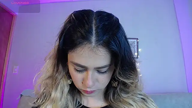 Sweet Bella Valery online show from 15, 3, 2026