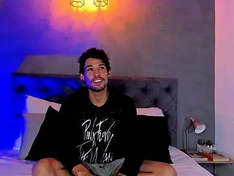 MaxHuston online show from 14, 11, 2025