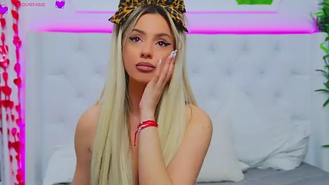 AriannaSins online show from 12, 3, 2025