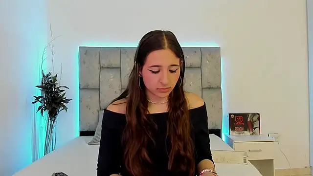 SweetAndSinful online show from 29, 11, 2025