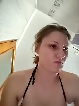 SandyCassie online show from 9, 3, 2026