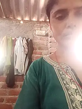 Snapshot of Rajni_chauhan chatting on 6, 6, 2026 Rajni chauhan online show from 6, 6, 2026