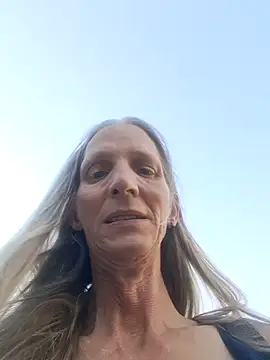 Snapshot of Cheryl_F chatting on 1, 5, 2026 Cheryl F online show from 1, 5, 2026