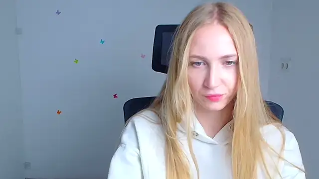 Snapshot of Emma_Moonlightt chatting on 26, 10, 2025 Emma Moonlightt online show from 26, 10, 2025