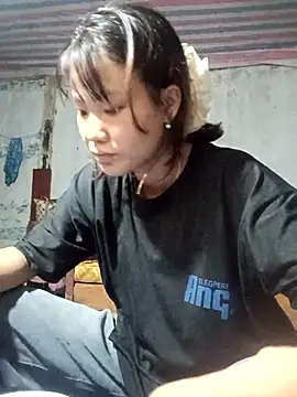 Snapshot of Lin-a- chatting on 26, 10, 2025 Lin-a- online show from 26, 10, 2025