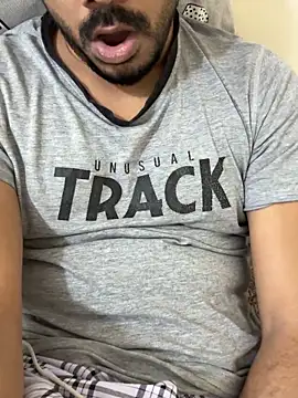 Handsome8677 online show from 15, 11, 2025