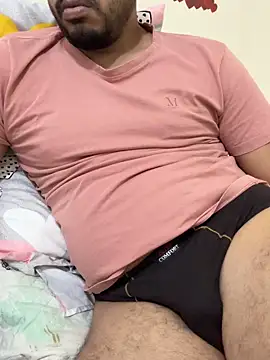 Snapshot of Handsome8677 chatting on 5, 2, 2026 Handsome8677 online show from 5, 2, 2026