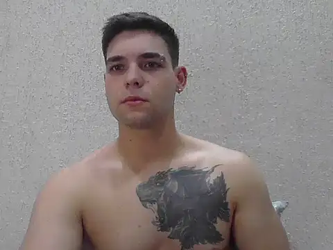 Snapshot of Zure-xxx chatting on 9, 5, 2026 Zure-xxx online show from 9, 5, 2026