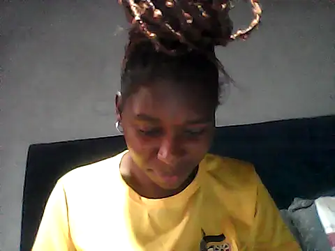 sexysmalldaily04 online show from 18, 10, 2025