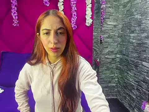 Snapshot of MariamGray1 chatting on 16, 10, 2025 MariamGray1 online show from 16, 10, 2025