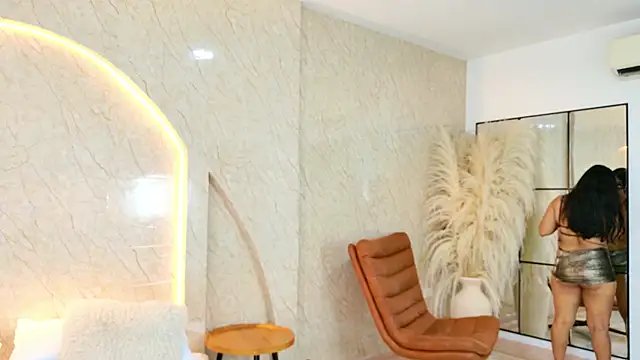 Antonella Russo1 online show from 6, 4, 2026