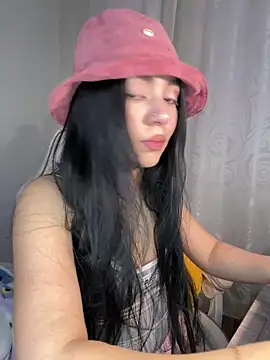 Midori rosse online show from 22, 4, 2026