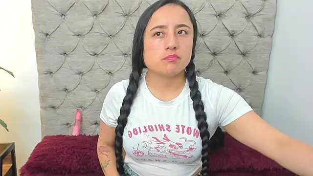 Samanta Fischer online show from 14, 11, 2025