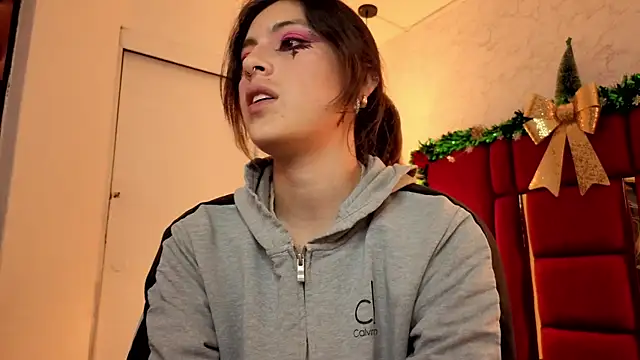 moon winy online show from 21, 12, 2025