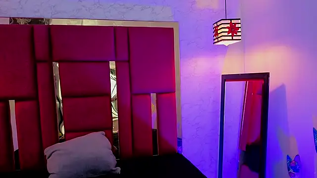 moon winy online show from 1, 3, 2026