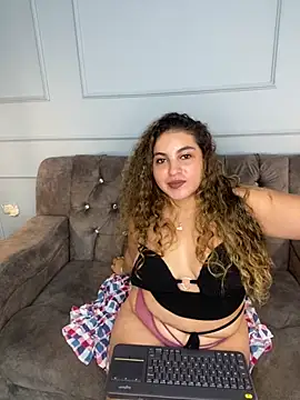 Snapshot of Celestee_Dior chatting on 16, 10, 2025 Celestee Dior online show from 16, 10, 2025