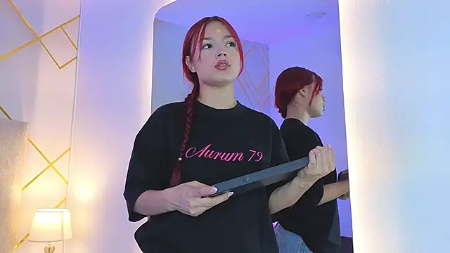 Snapshot of Martinaa_Garcia chatting on 20, 4, 2026 Martinaa Garcia online show from 20, 4, 2026