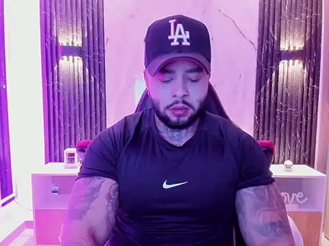 Snapshot of marcusfit1 chatting on 21, 10, 2025 marcusfit1 online show from 21, 10, 2025