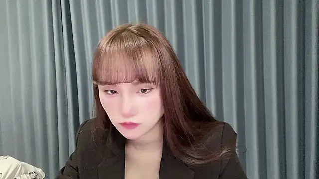 Snapshot of Momo-999 chatting on 18, 10, 2025 Momo-999 online show from 18, 10, 2025