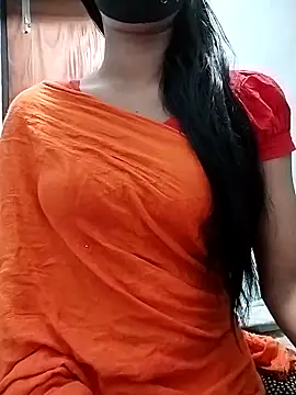Snapshot of Ratri-Biswas chatting on 4, 5, 2026 Ratri-Biswas online show from 4, 5, 2026