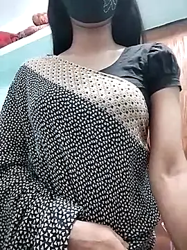 Snapshot of Ratri-Biswas chatting on 9, 5, 2026 Ratri-Biswas online show from 9, 5, 2026