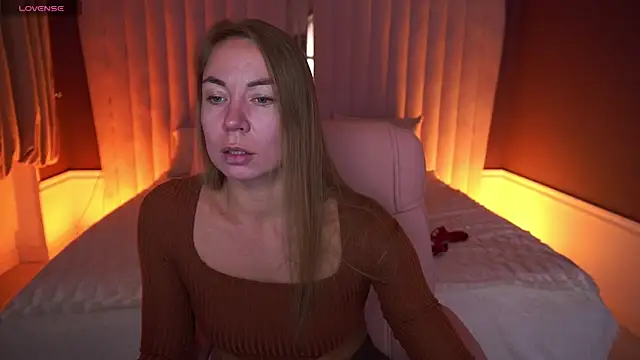 VixenMuse online show from 30, 10, 2025