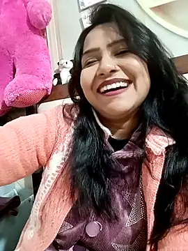 Vanshika1432 online show from 16, 12, 2025