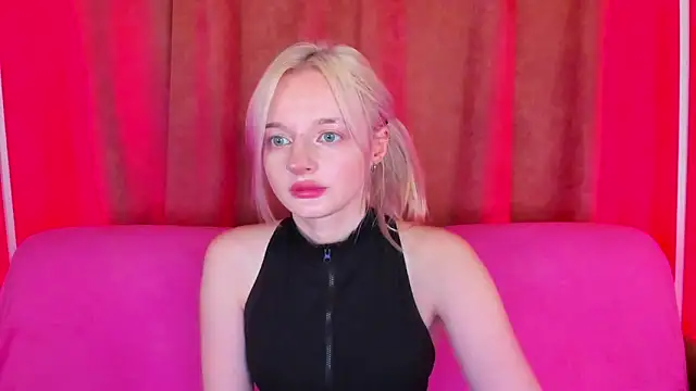 Snapshot of AlessaKiss chatting on 9, 5, 2026 AlessaKiss online show from 9, 5, 2026