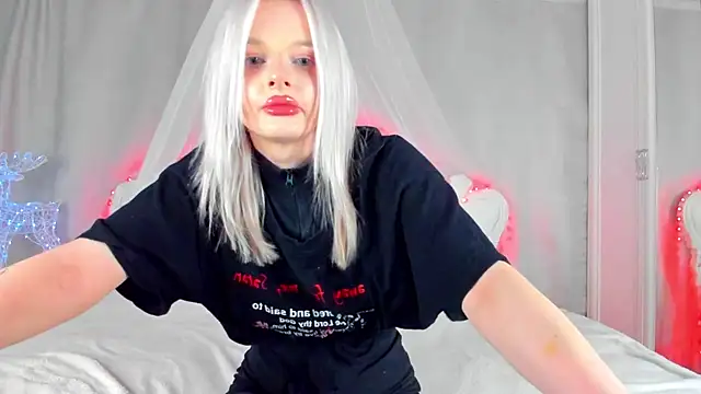 Snapshot of AlessaKiss chatting on 7, 6, 2026 AlessaKiss online show from 7, 6, 2026