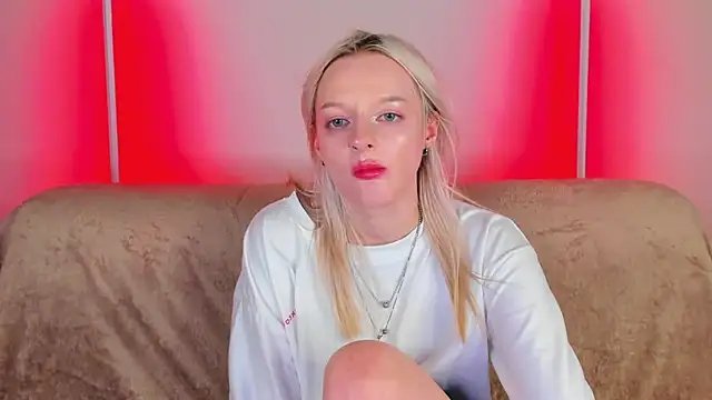 Snapshot of AlessaKiss chatting on 5, 7, 2026 AlessaKiss online show from 5, 7, 2026