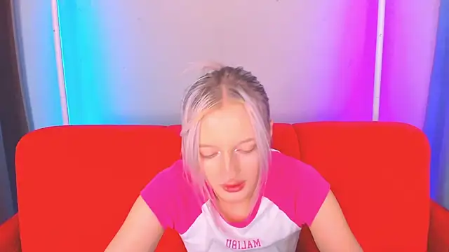 Snapshot of AlessaKiss chatting on 10, 7, 2026 AlessaKiss online show from 10, 7, 2026