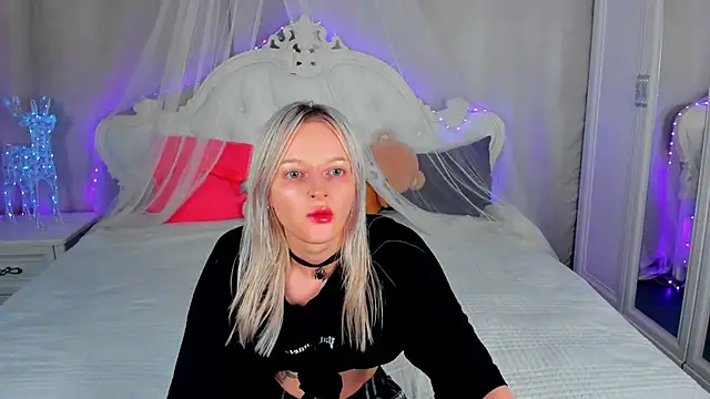 Snapshot of AlessaKiss chatting on 14, 7, 2026 AlessaKiss online show from 14, 7, 2026