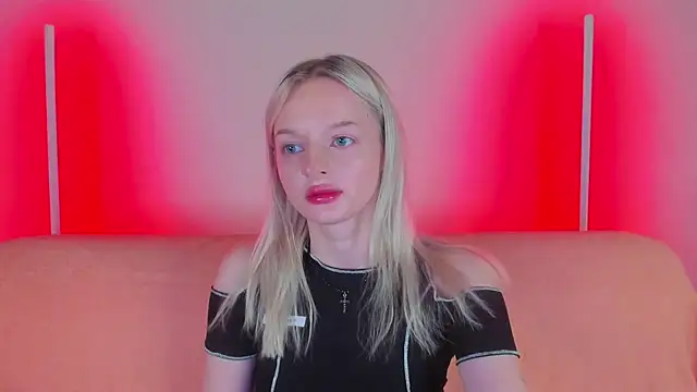 Snapshot of AlessaKiss chatting on 17, 7, 2026 AlessaKiss online show from 17, 7, 2026
