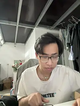 Snapshot of liamhn2k4 chatting on 30, 3, 2026 liamhn2k4 online show from 30, 3, 2026