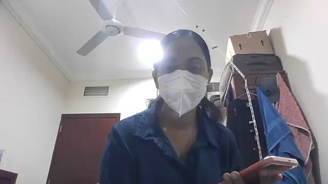 Snapshot of shainiasha1 chatting on 4, 6, 2026 shainiasha1 online show from 4, 6, 2026