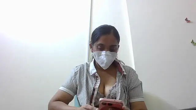 Snapshot of shainiasha1 chatting on 15, 7, 2026 shainiasha1 online show from 15, 7, 2026