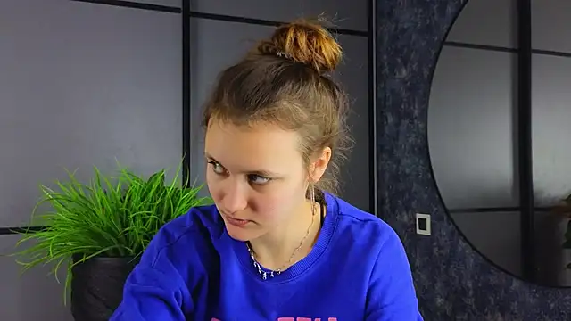 FoxFever online show from 5, 11, 2025