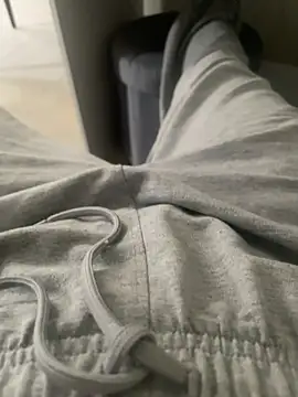 NayaValen online show from 21, 11, 2025