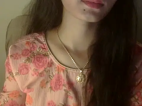 Snapshot of Shezi_N chatting on 24, 5, 2026 Shezi N online show from 24, 5, 2026