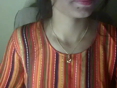 Snapshot of Shezi_N chatting on 26, 5, 2026 Shezi N online show from 26, 5, 2026