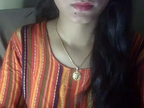 Snapshot of Shezi_N chatting on 29, 6, 2026 Shezi N online show from 29, 6, 2026
