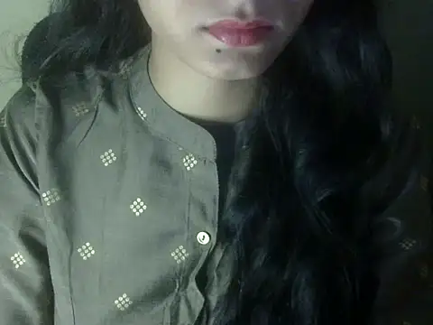 Snapshot of Shezi_N chatting on 1, 7, 2026 Shezi N online show from 1, 7, 2026