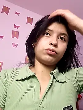 petite coral online show from 22, 12, 2025