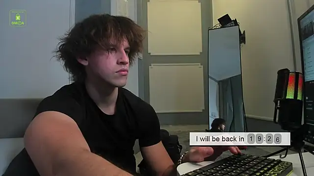 Snapshot of James_Andersson chatting on 25, 10, 2025 James Andersson online show from 25, 10, 2025
